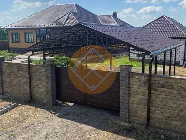 металлический навес для двух машин