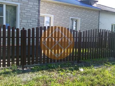 Забор из П-образного евроштакетника, секции - выпуклая дуга