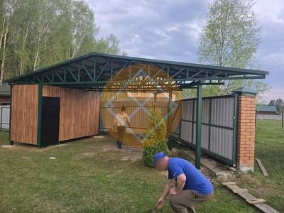 Металлический навес с профлистом и хозблоком