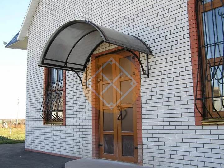арочный козырек
